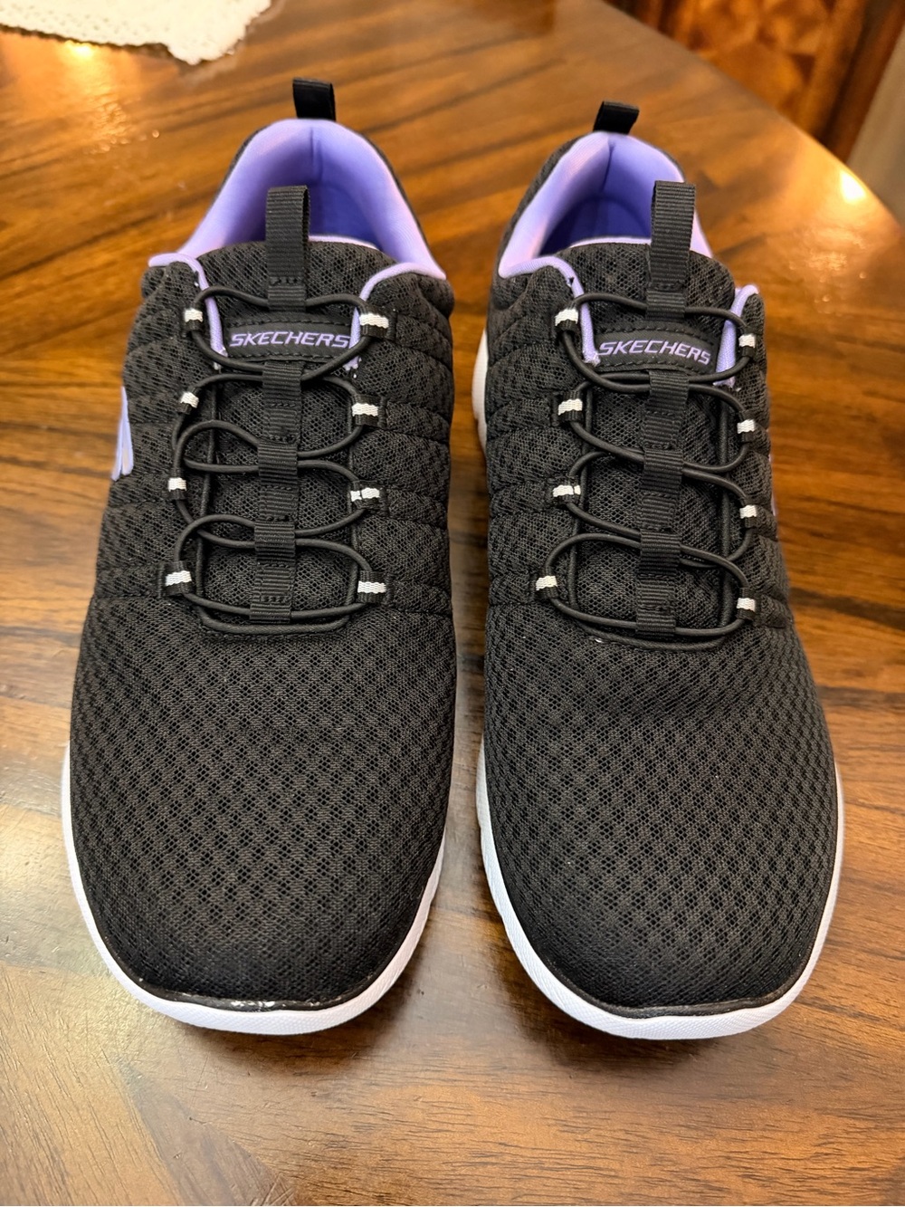 New Skechers Black & Lavender Sneakers – Women’s Size 10